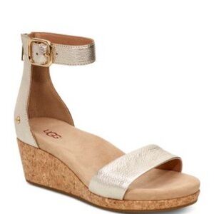 UGG Women's Metallic Silver Sandals size 9